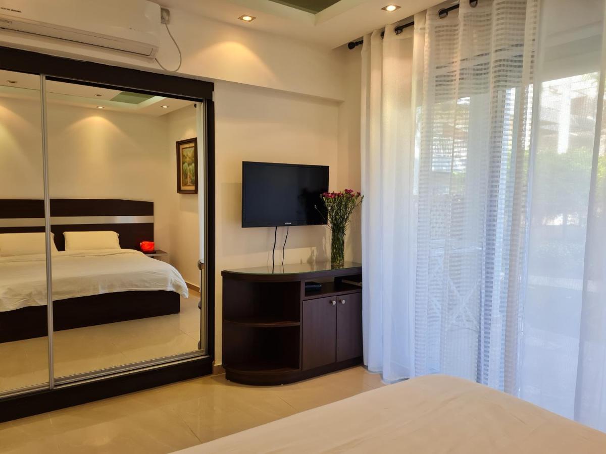 Royal Park-Garden Apartment Ейлат Екстериор снимка